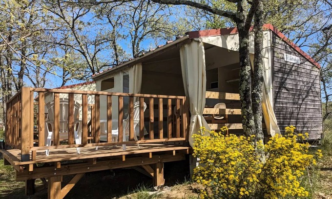 Belloc House | Camping le Roc del Rey* - Mobile home Canvas Tithome 3 rooms 4 people