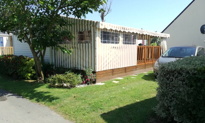 Ambon RV Rental | Camping Les Goelands
