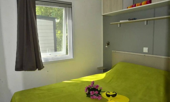 Cessenon-sur-Orb House | Camping Plage de l'Orb* - Mobile home 3 rooms 4/6 people Air-conditioned