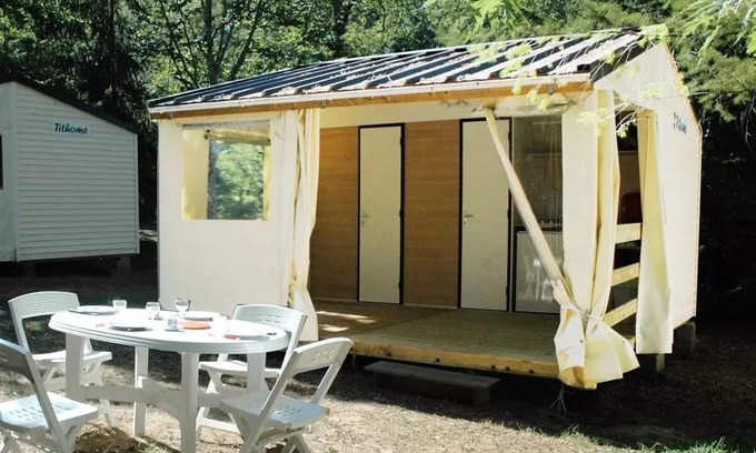 Nabirat House | Camping Ushuaïa Villages les Pialades * - TITHOME canvas mobile home 21m²/2 bedrooms (without bathrooms) 4 people
