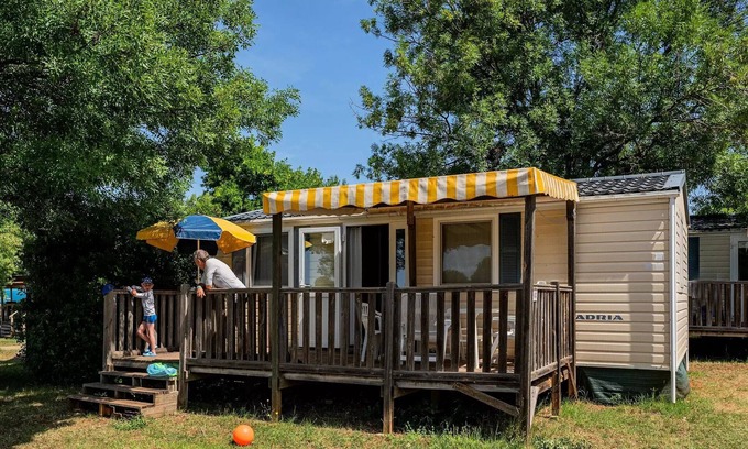 Saint-Amans-des-Cots House | Campsite Domaine des Tours* - Mobile home Comfort 4 rooms 6 people air-conditioned