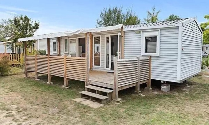 Saint-Amans-des-Cots House | Campsite Domaine des Tours* - Mobile home Comfort 4 rooms 6 people