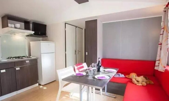 Moncrabeau House | Campsite Le Mouliat * - Mobile home 2 bedrooms O'hara 26m2, integrated outdoor terrace 4 people