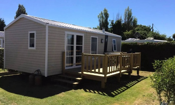 Quettehou House | Campsite Le Rivage * - Mobil Home Comfort - 3 bedrooms 6 people