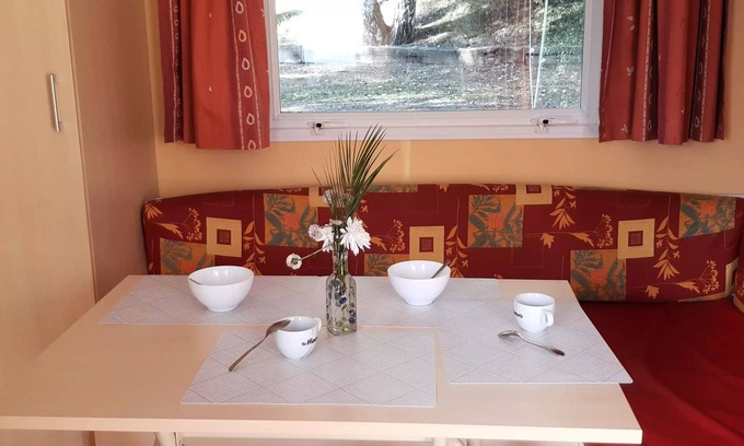 Estavar House | Campsite Les Jardins d'Estavar* - 3 room mobile home 4 people