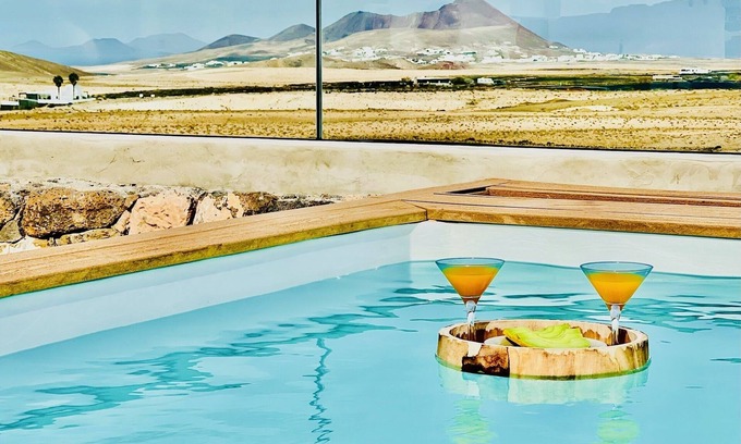 Tinajo Apartment | Canaryislandshost l The Sky Suites