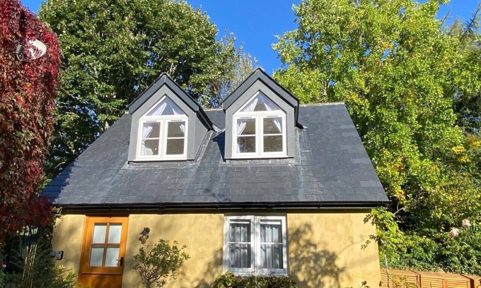 Lower Heyford House | Candlewick Cottage - One Bedroom House, Sleeps 2
