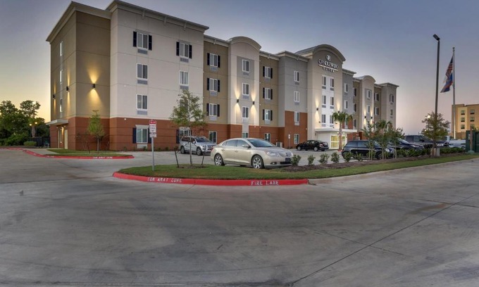 Bryan Hotel | Candlewood Suites College Station by IHG