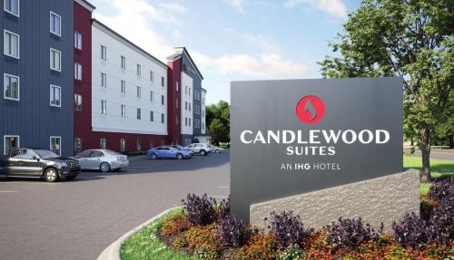 Auburn Hills Hotel | Candlewood Suites - Detroit - Auburn Hills by IHG