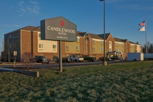 Greenwood Hotel | Candlewood Suites Indianapolis - South by IHG