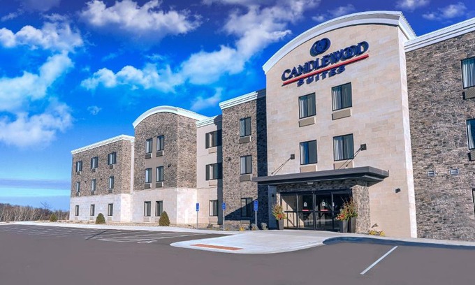 Lakeville Hotel | Candlewood Suites Lakeville I-35 by IHG