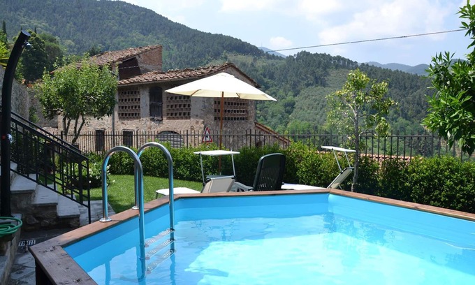 Castelvecchio House | Capannori Stylish Townhouse