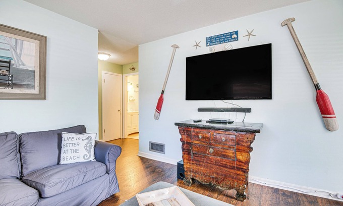 Port Canaveral Cottage | Cape Canaveral Cottage w/Hot Tub: Walk to Beach