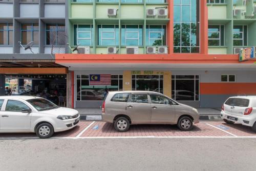 Victoria Hotel | Capital O 89344 Labuan Avenue Hotel