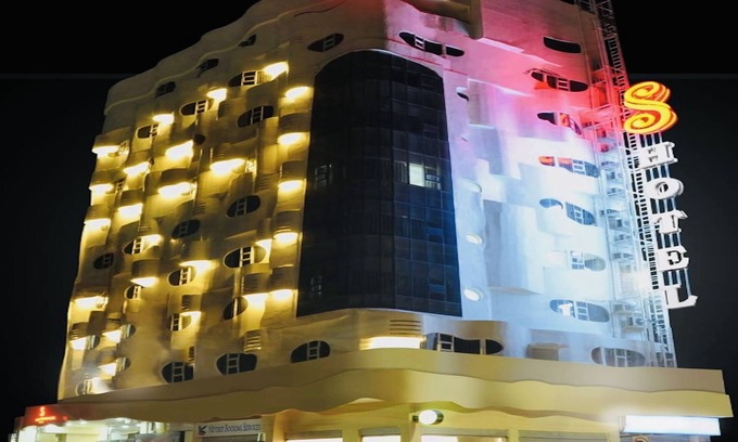Guadalupe Hotel | Capital O 911 S Hotel And Residences