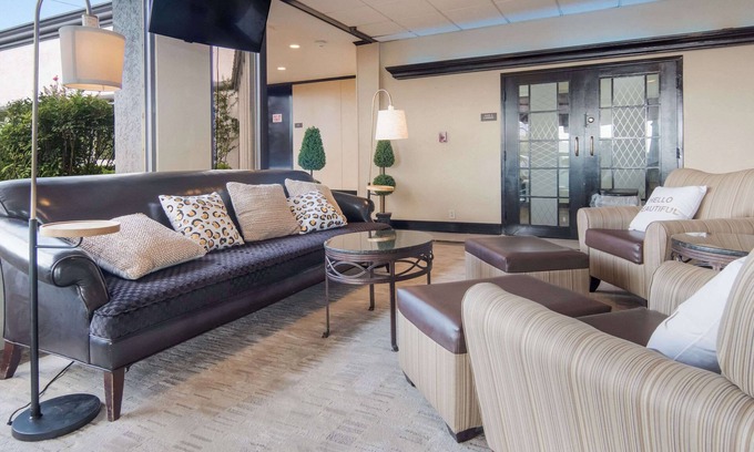 Duncanville Hotel | Capital O Duncanville Tx