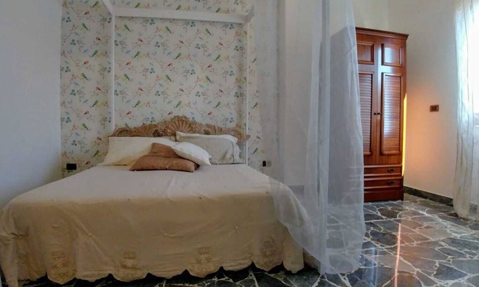 Milazzo House | Capo Milazzo Summer Holiday Apartment