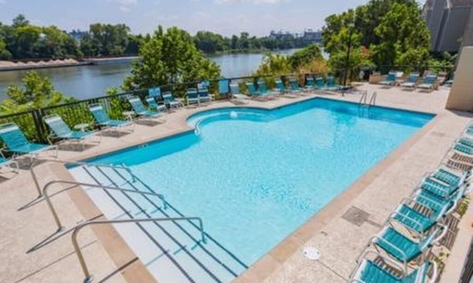 East Bank Condo | Captain's Quarters Riverfront #1