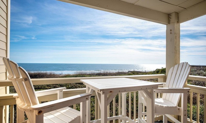 Caswell Beach Condo | Captains Choice: Oceanfront Condo with Covered Balcony and Community Pool