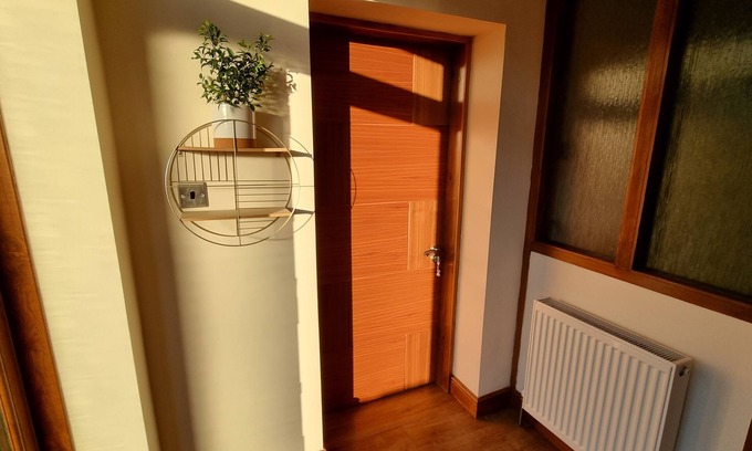 Duddingston Apartment | Captivating 1-Bed Apartment in Edinburgh