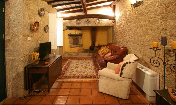 Cardielos Apartment | Caretaker's House
