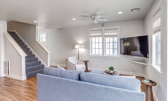 Carlton Landing Apartment | Carlton Landing-Carriage House