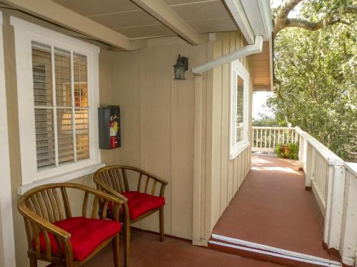 Northwest Carmel House | Carmel Dolores Cottages