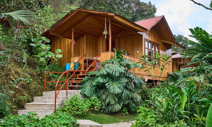 Oxapampa Hotel | Carolina Egg Gasthaus
