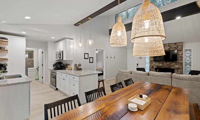 Fletcher Villa | Carolina Wildwood in Fletcher