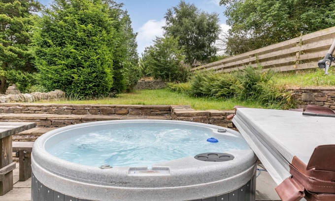 Padfield Cottage | Carr House Farm