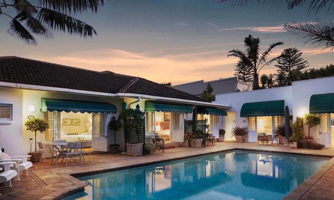 Summerstrand Bed & Breakfast | Carslogie House