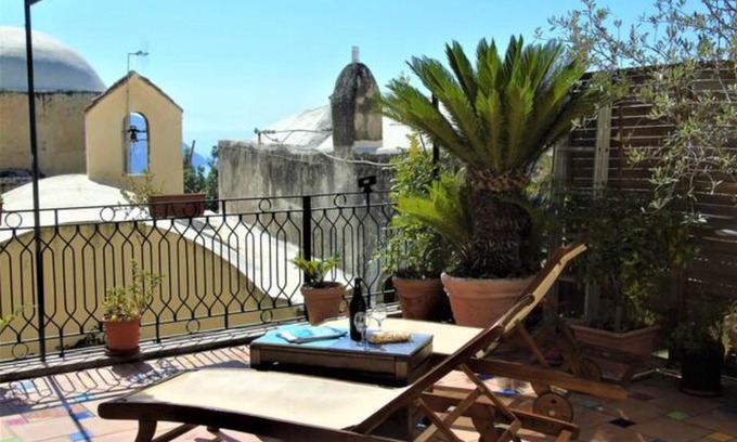 Chiesa Nuova Apartment | Casa Alma - De Vivo Realty Positano