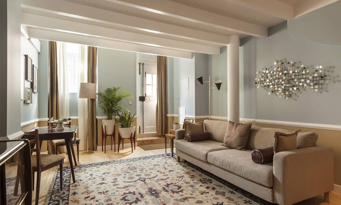 Santo Antonio House | CASA AMORA Studio Apartments