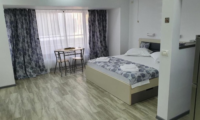 Mamaia-Sat Apartment | Casa Andi