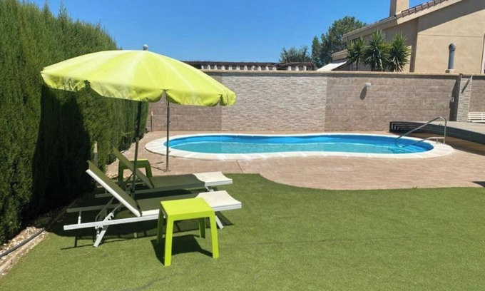 Linares House | Casa Aries - Villa con Piscina Privada