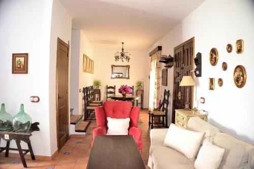 Alozaina House | Casa Azul