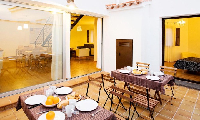 Torrejon El Rubio House | Casa Babel Monfragüe