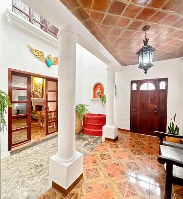 Ciudad Vieja Bed & Breakfast | Casa Balam Bed & Breakfast Boutique