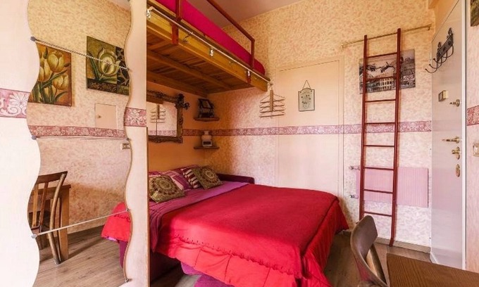 EUR Apartment | "CASA BELLA" Center 10min BY subway. WiFi INCLUDED! 350m from METRO! BEST RENT