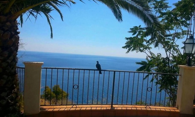 Sant'Alessio Siculo Apartment | Casa Belvedere - apartment near Taormina with lovely sea view