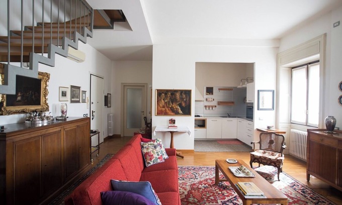 Pavia Apartment | Casa Berner, apartment in historic residence in the center of Pavia