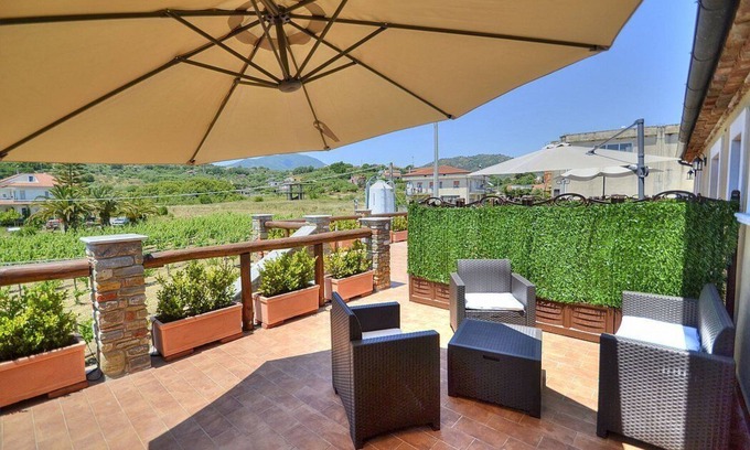 Marina di Casal Velino House | Casa Biancolilla B: A welcoming apartment situated at a short distance from the beach, with Free WI-FI.