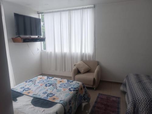 Santa Cruz Tlaxcala House | Casa blanca