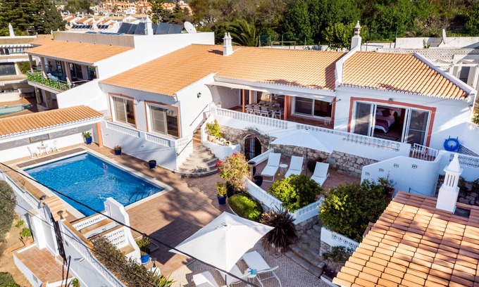 Praia da Luz Villa | Casa Bom Porto Beachfront Villa Praia da Luz Lagos