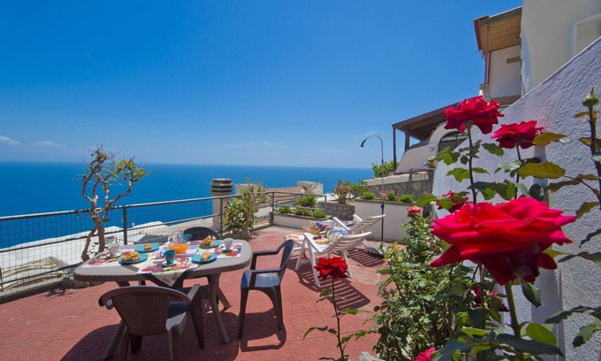 Conca dei Marini House | Casa"bona" holiday nel cuore della Costa d'Amalfi