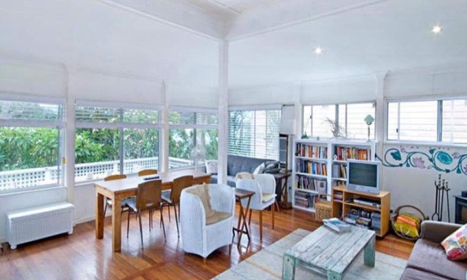 Pretty Beach House | 'Casa Bonita' by Accom Holidays