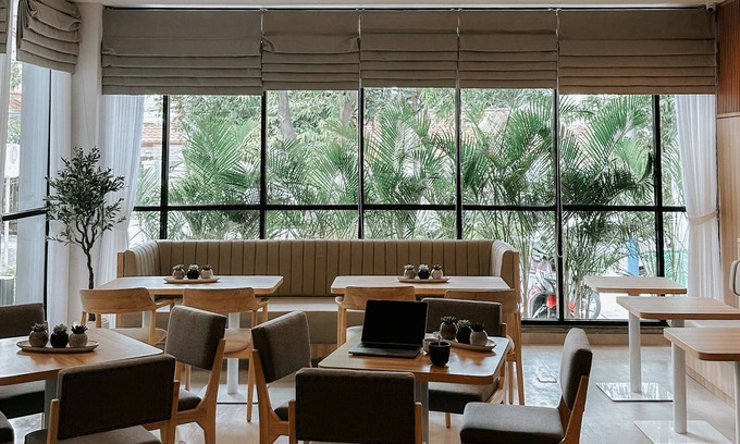 Tomang Hotel | CASA CALMA HOTEL
