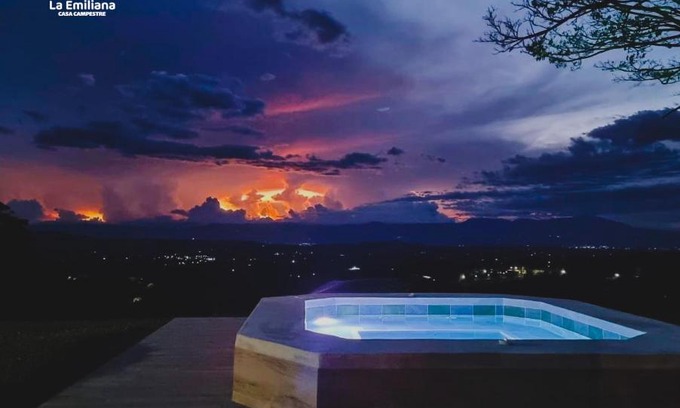 Alcala House | Casa Campestre Acogedora con Jacuzzi Panorámico I La Emiliana