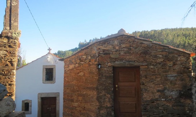 Gois House | Casa Capela - Casas do Sinhel
