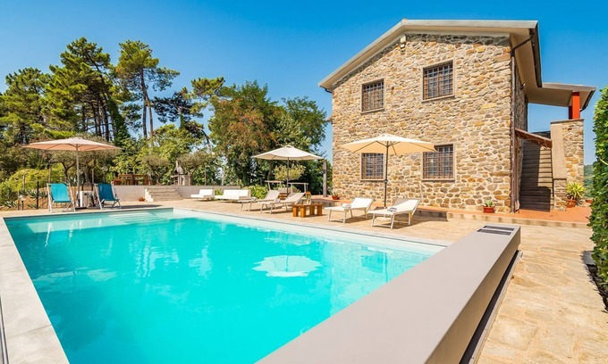 Sarzana Villa | Casa Cardoso - Three Bedroom Villa, Sleeps 10